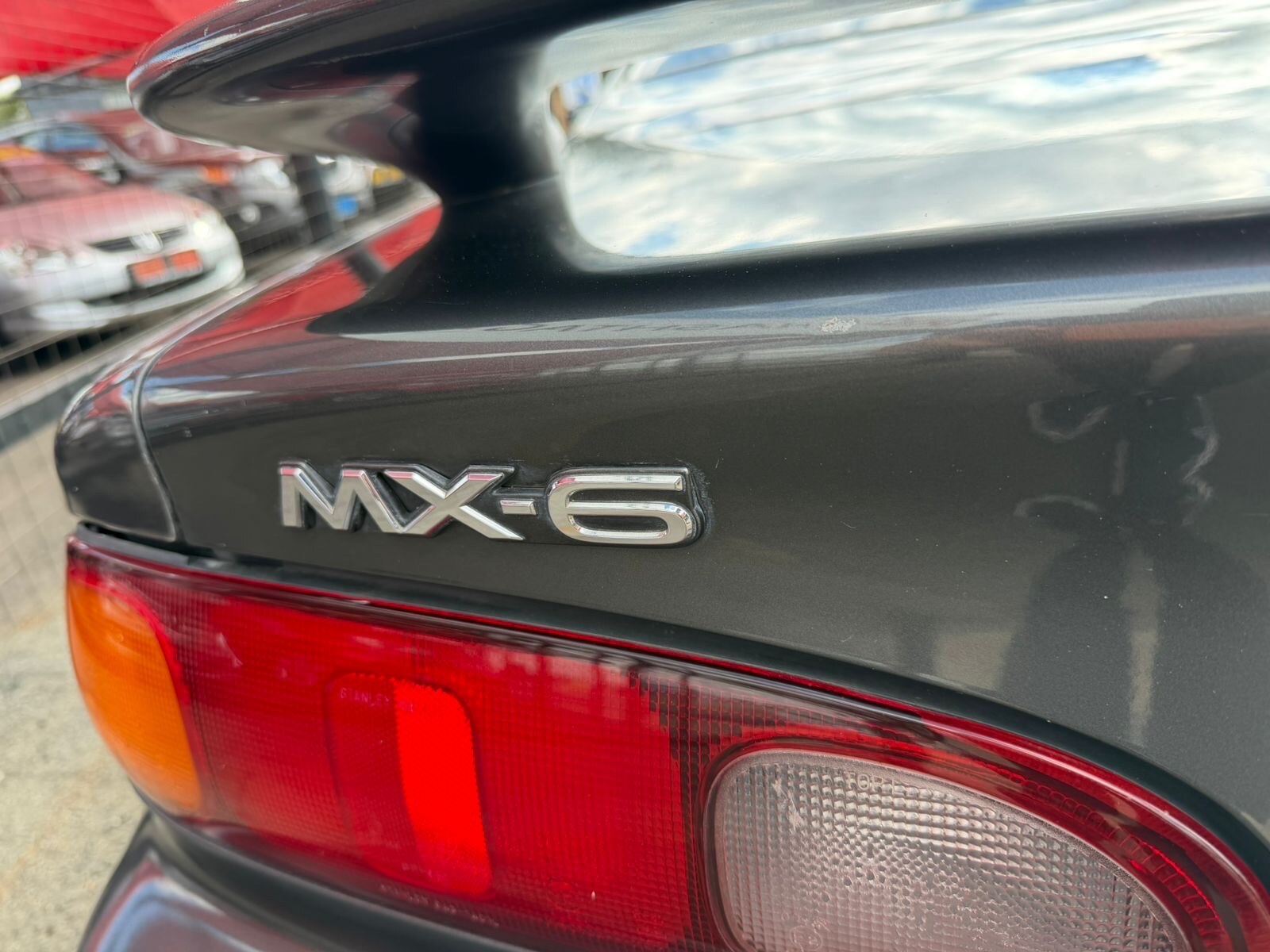 1994 Mazda MX-6 2.5 V6  thumbnail