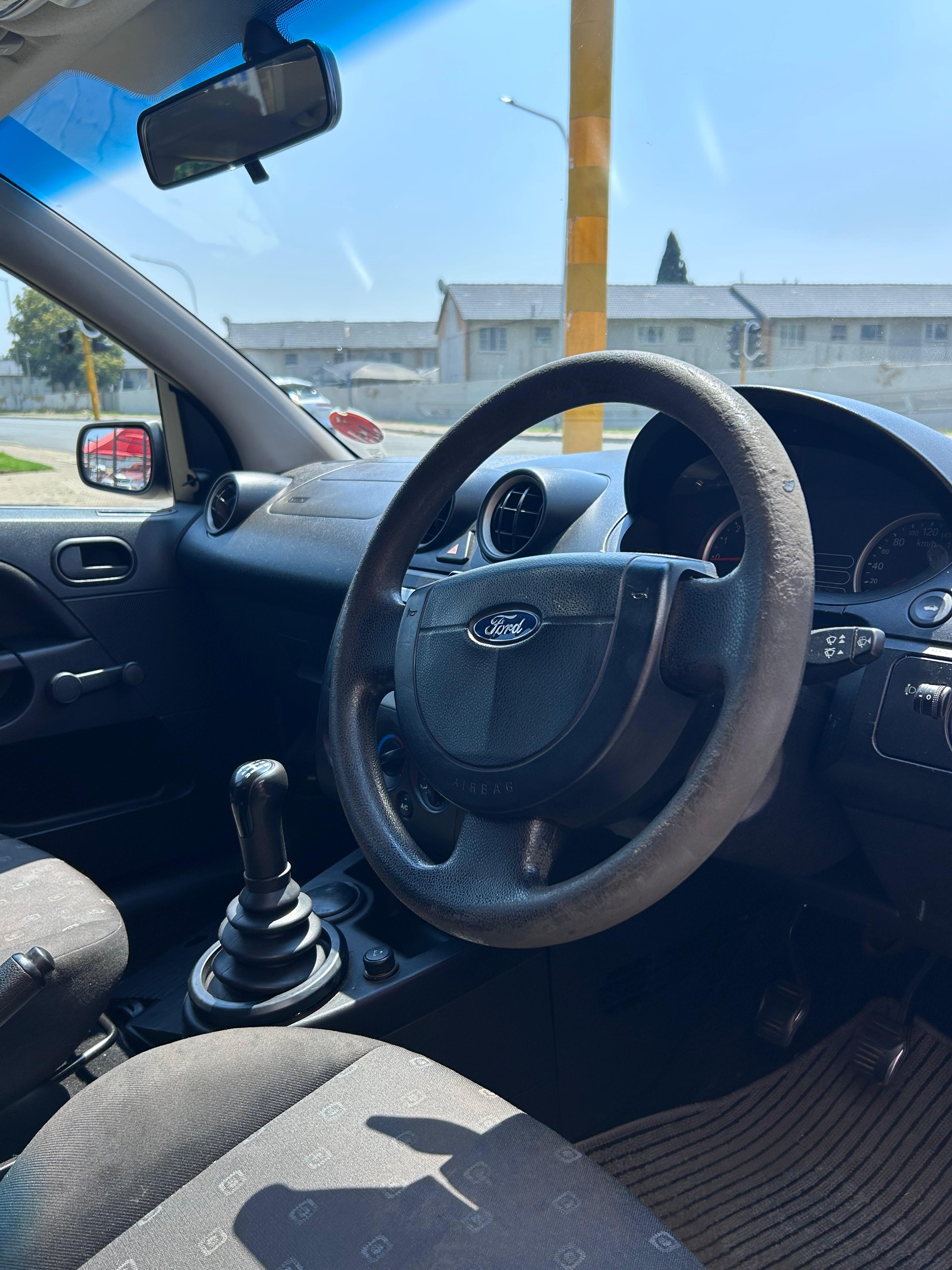 2005 Ford Fiesta 1.4i  thumbnail
