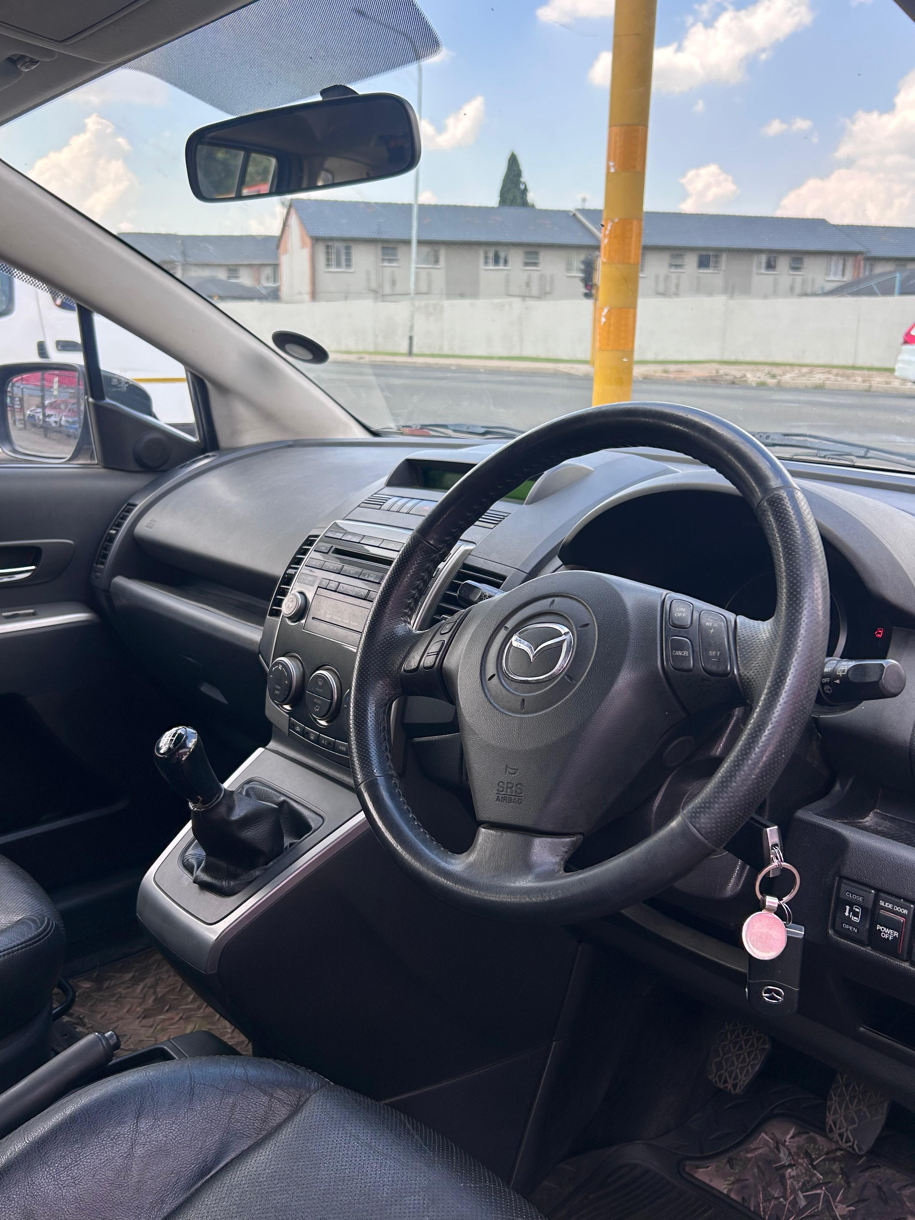 2008 Mazda 5 2.0 Individual-6 Spd 7 Seater  thumbnail