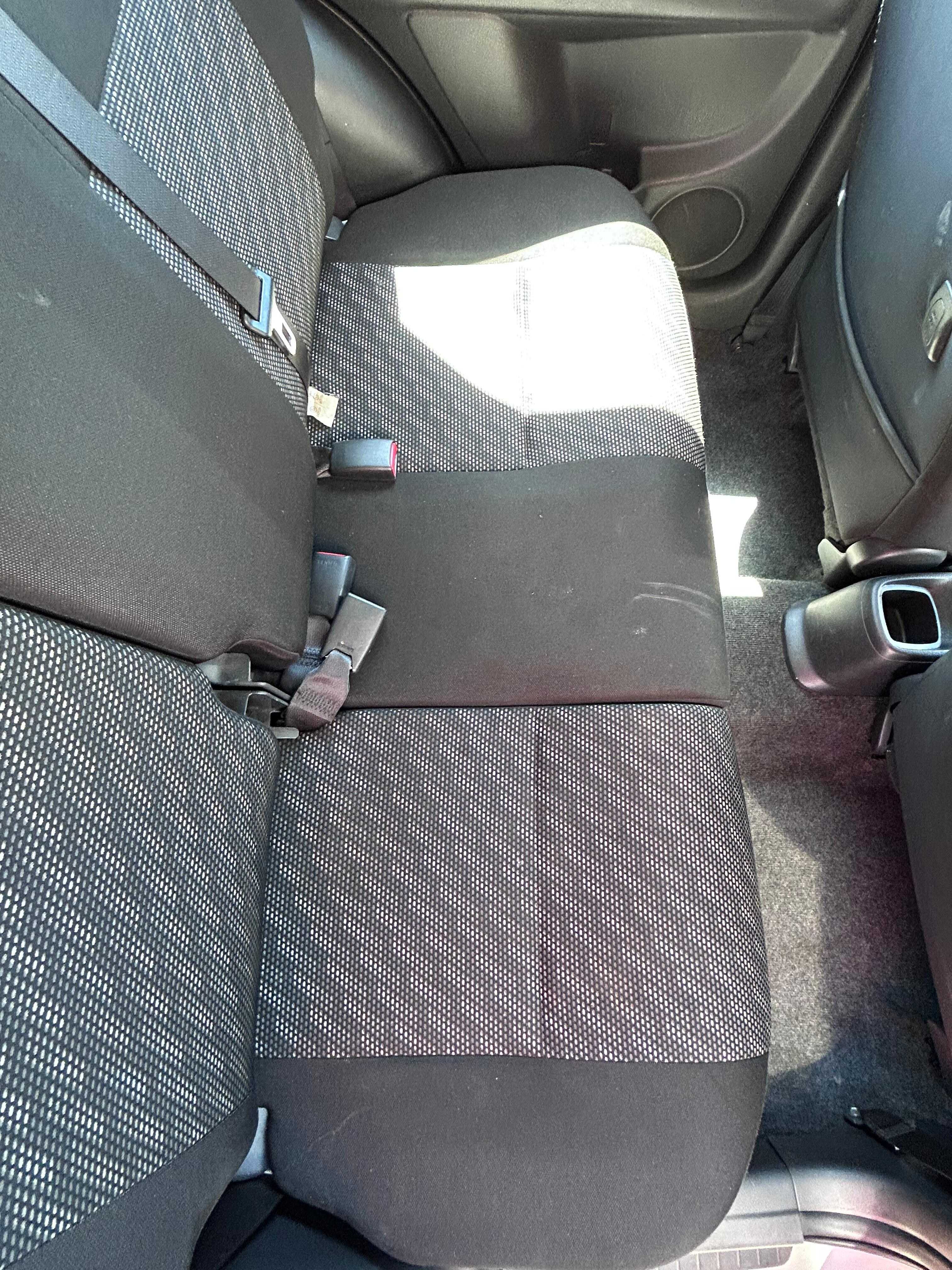 2010 Suzuki SX4 2.0 thumbnail