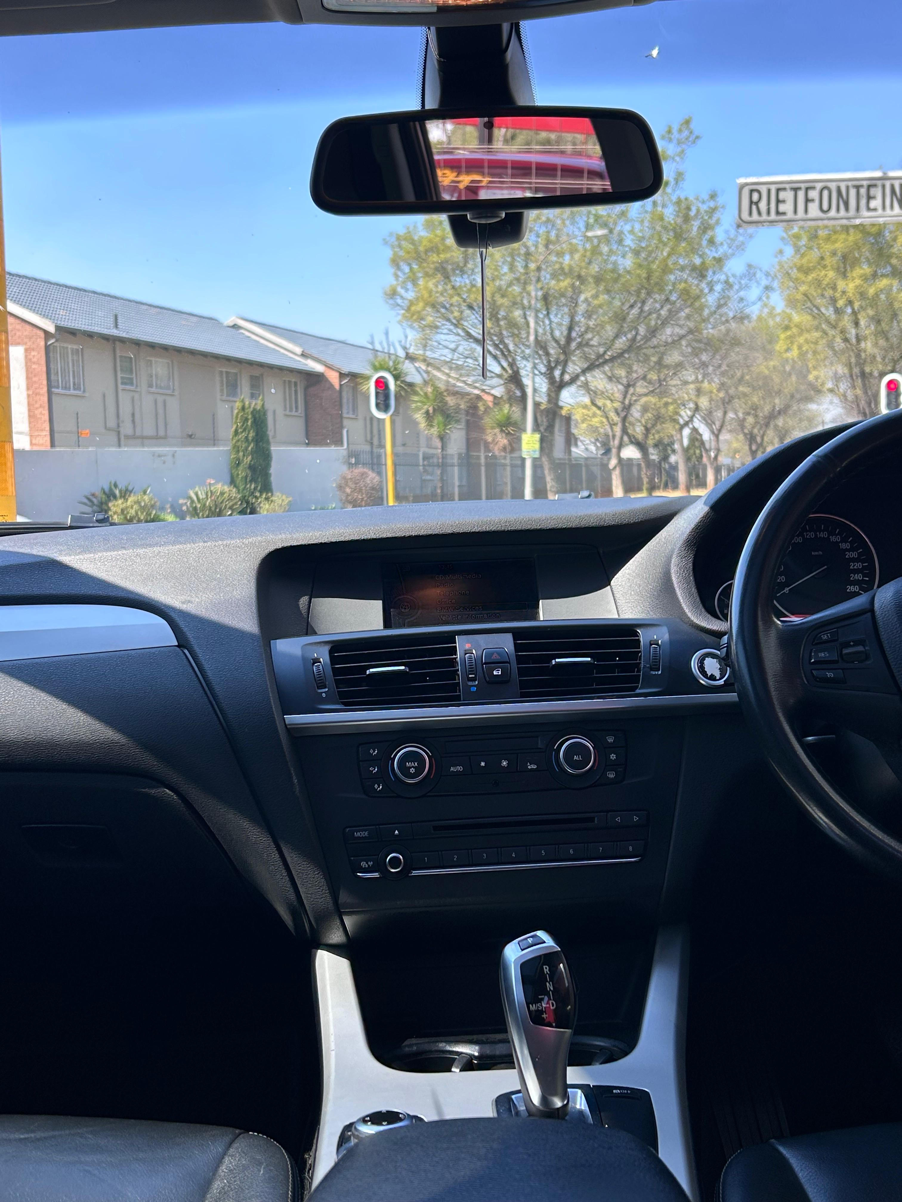 2011 Bmw X3 2.0d A/T  thumbnail