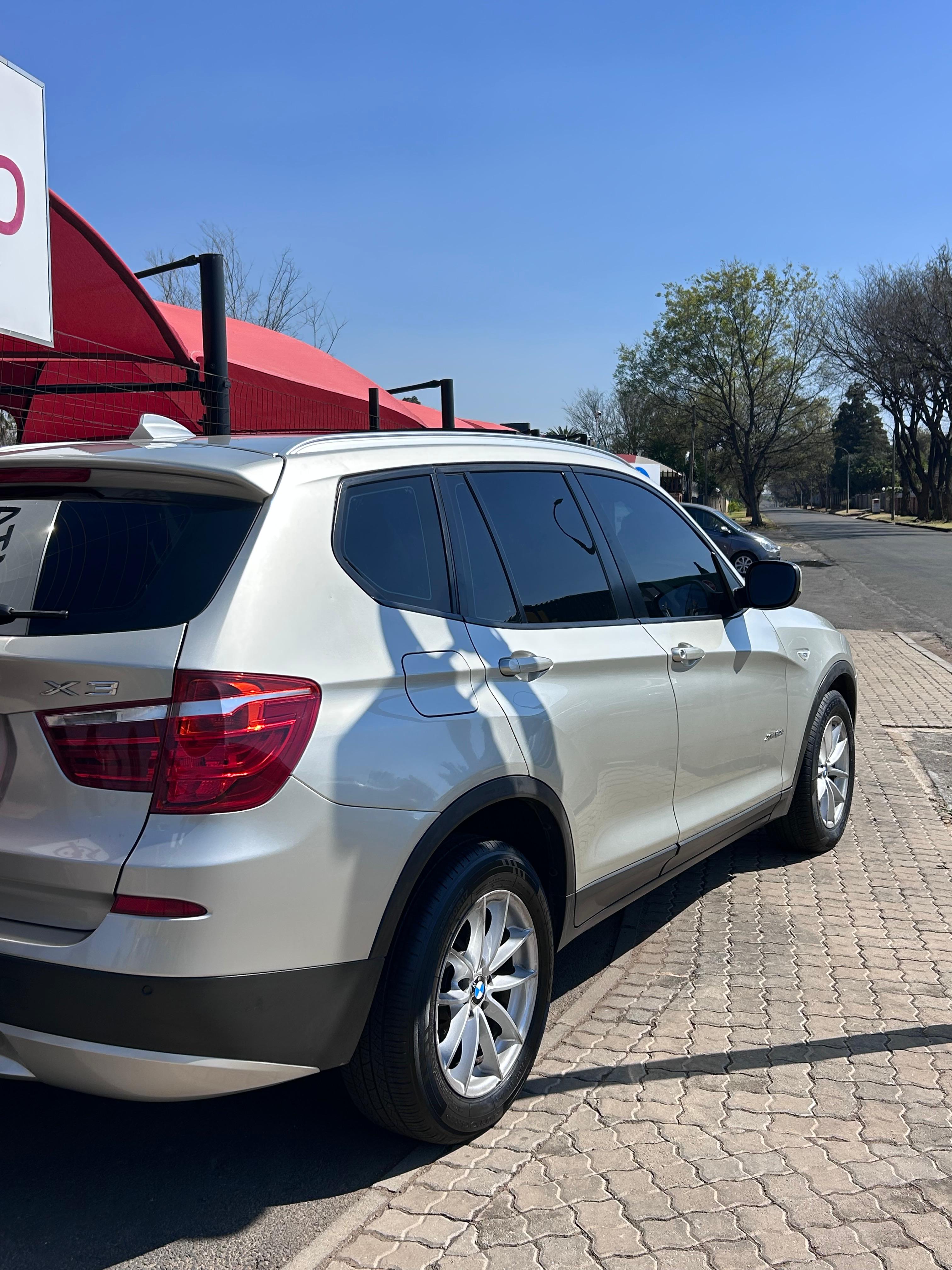 2011 Bmw X3 2.0d A/T  thumbnail