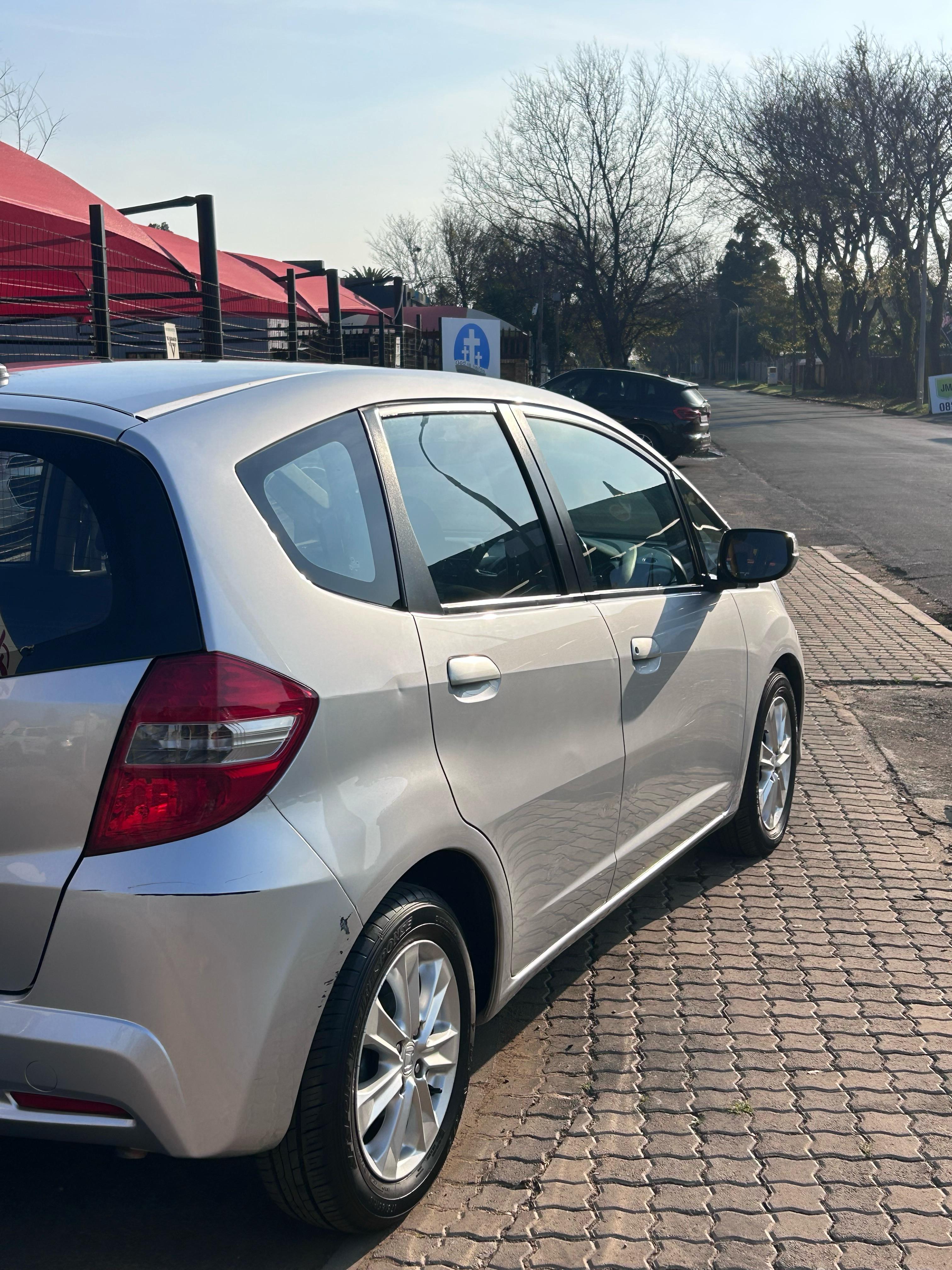 2011 Honda Jazz 1.5 Elegance  thumbnail