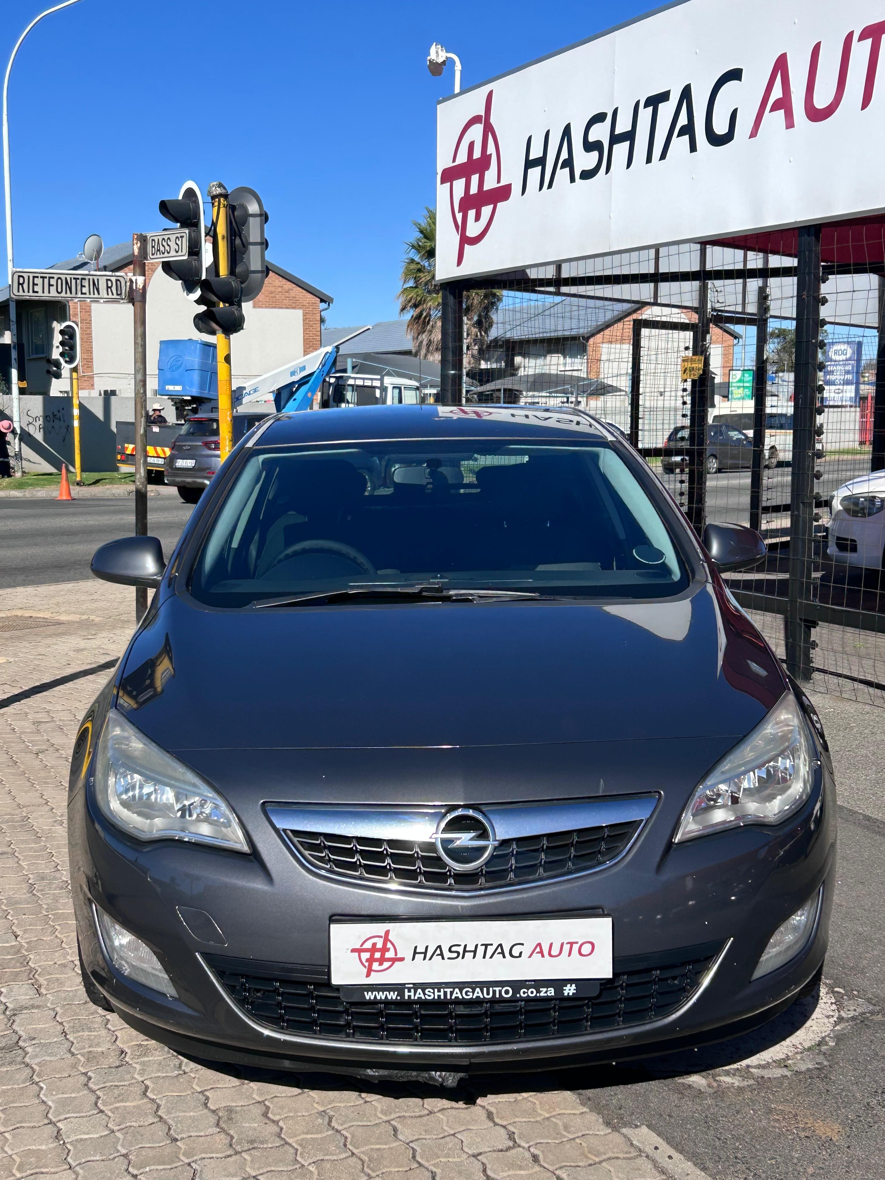 2011 Opel Astra 1.6 Essentia  thumbnail
