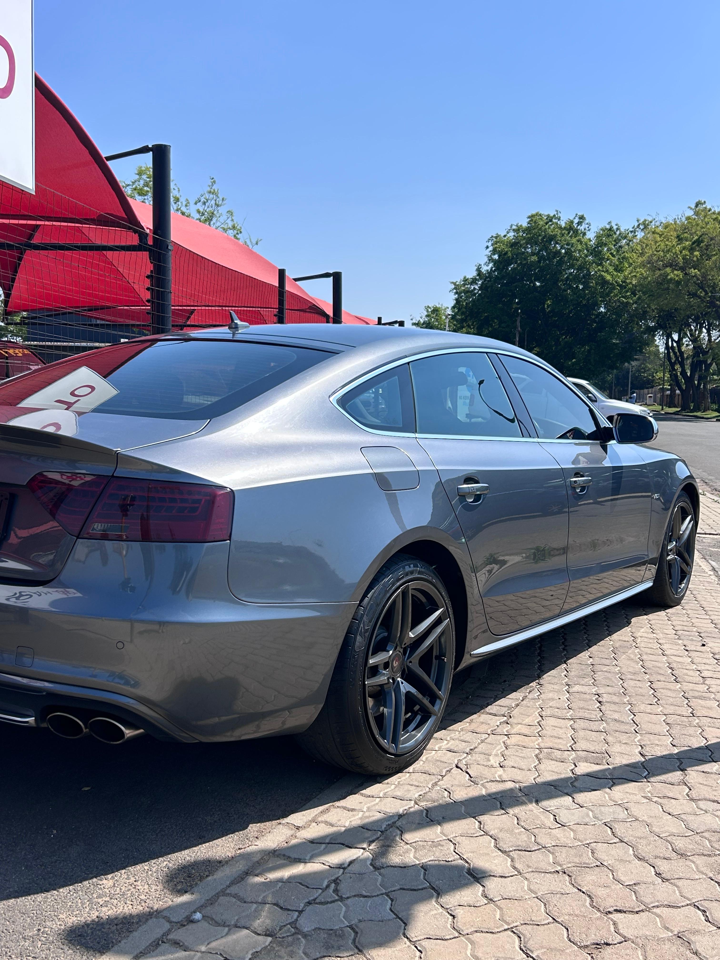 2012 Audi S5 Sportback Quattro  thumbnail