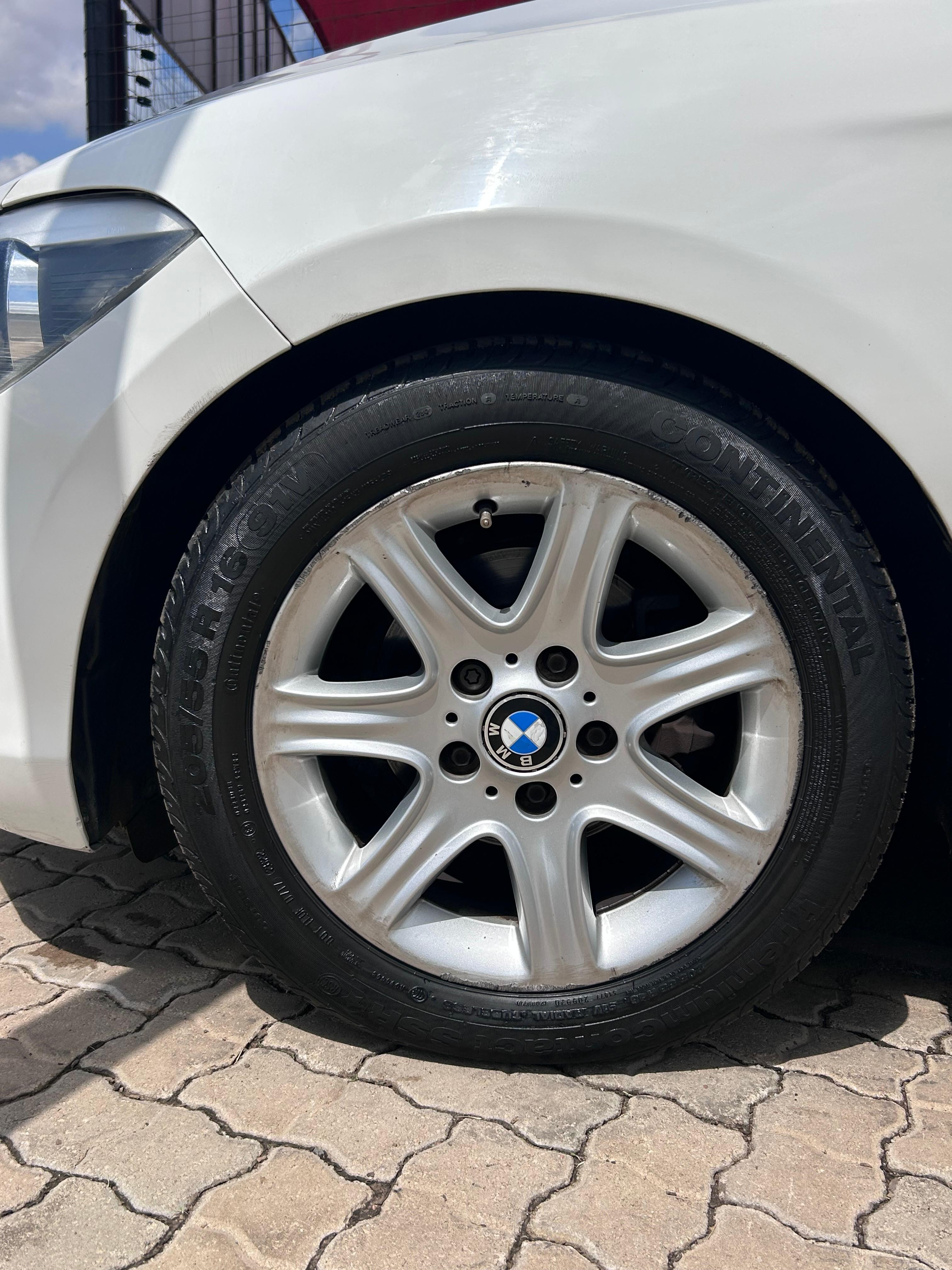 2015 Bmw 116i 5dr thumbnail