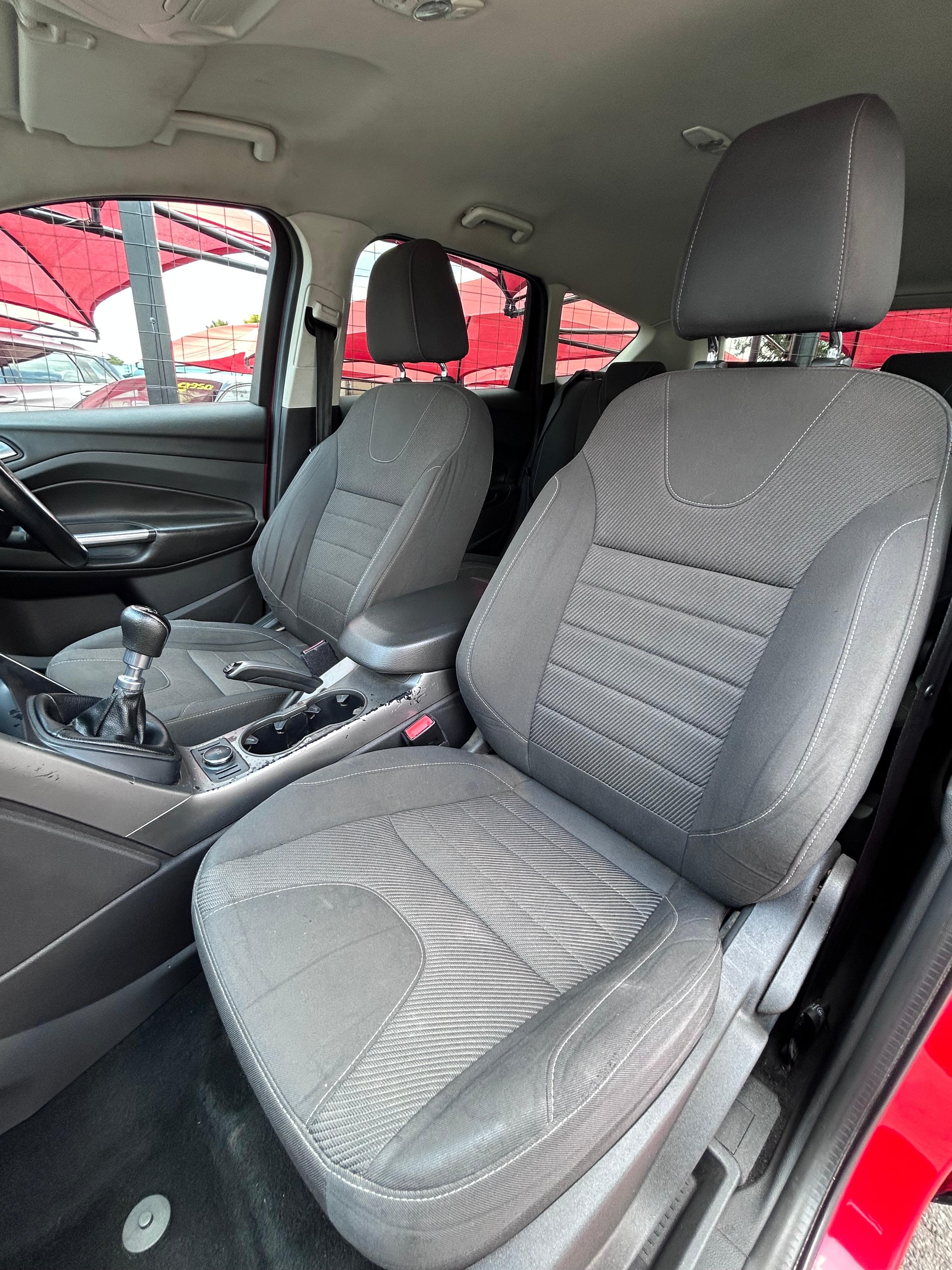 2016 Ford Kuga Eco-Boost 1.5 Ambiente  thumbnail