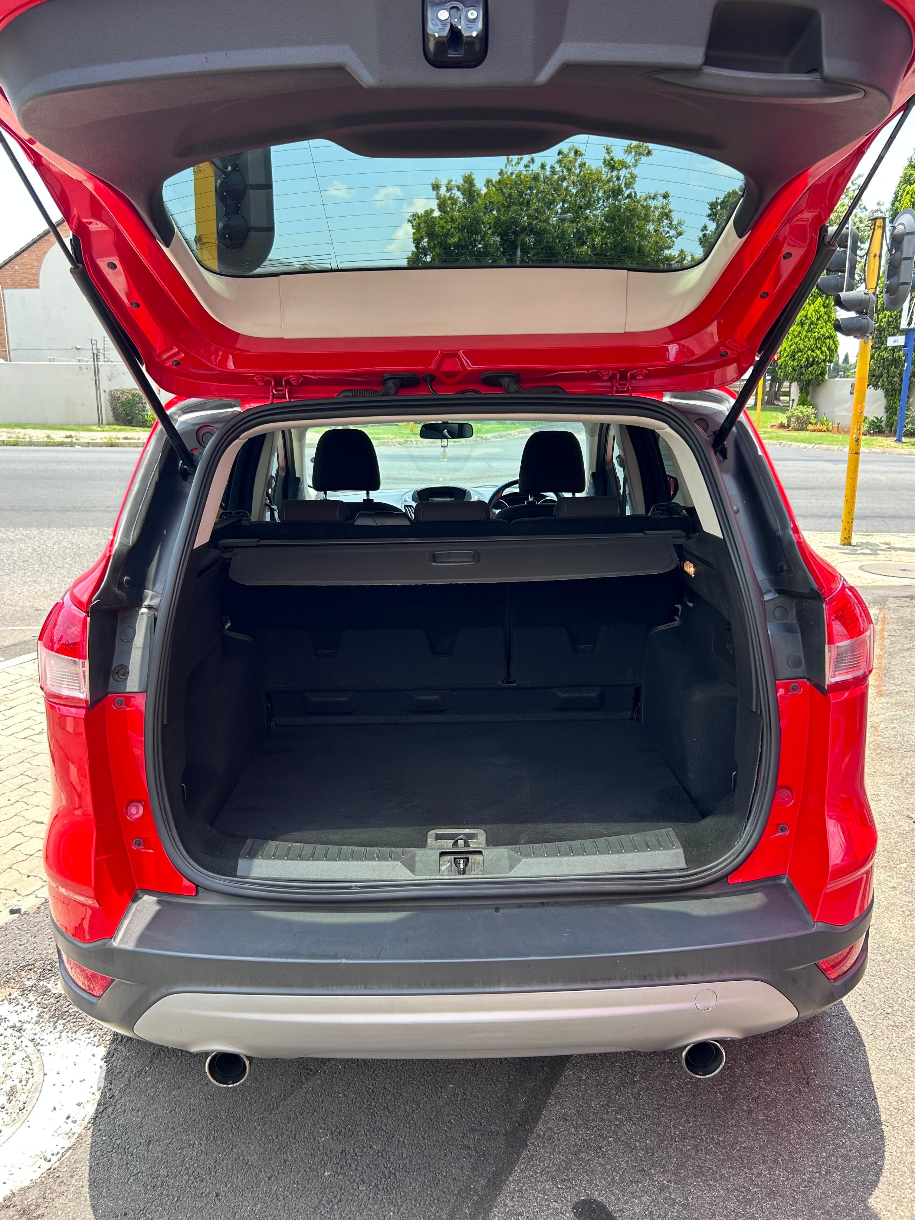 2016 Ford Kuga Eco-Boost 1.5 Ambiente  thumbnail