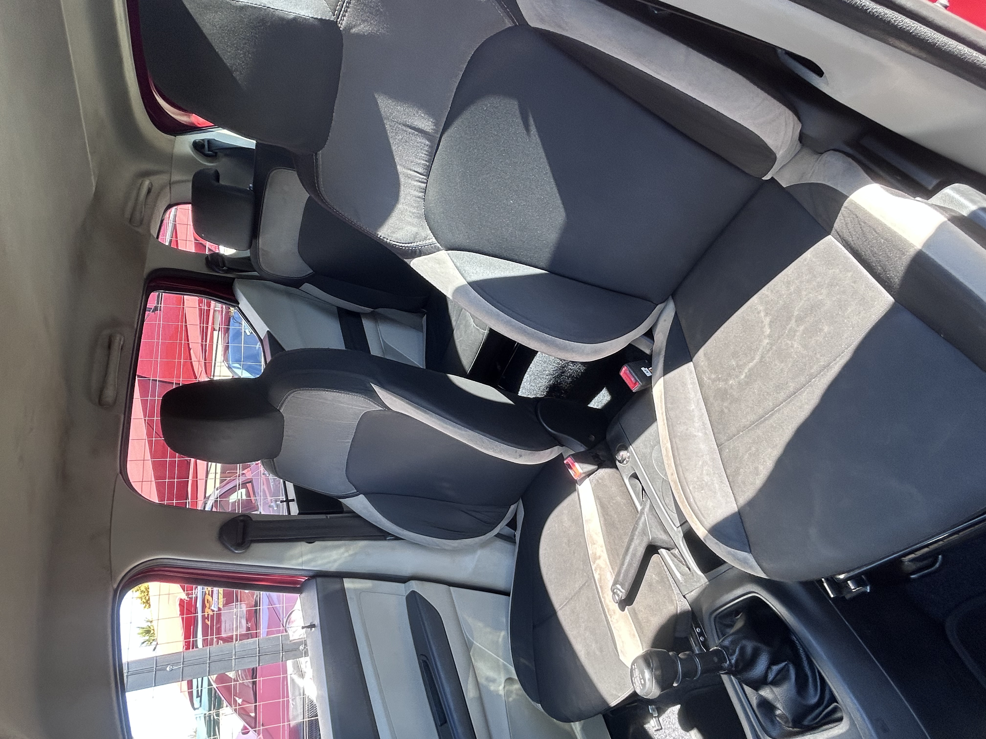 2021 Renault Renault Triber 1.0 Expression - 7 Seater  thumbnail